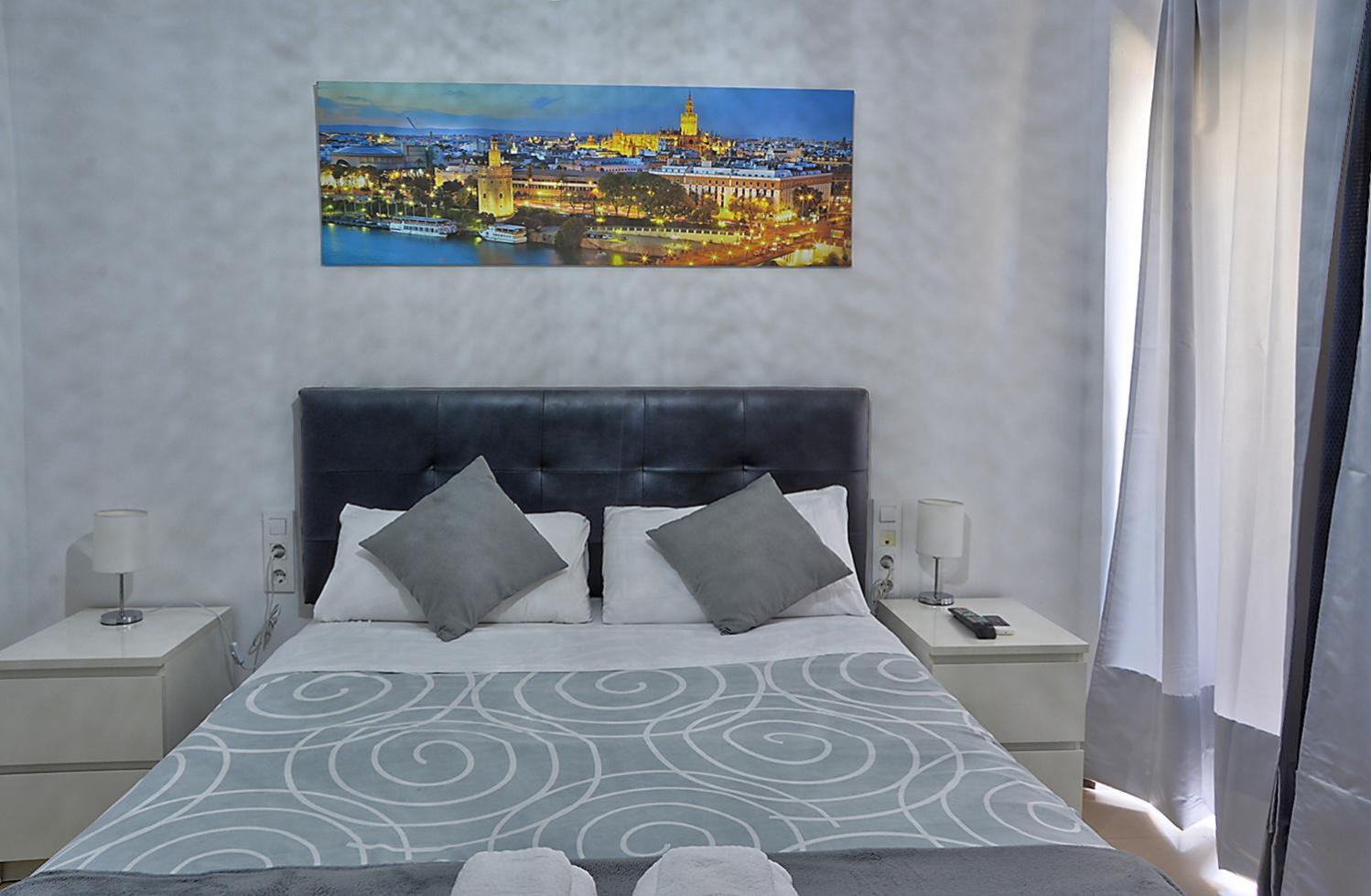 Apartamento Muralla Sevilla Bagian luar foto