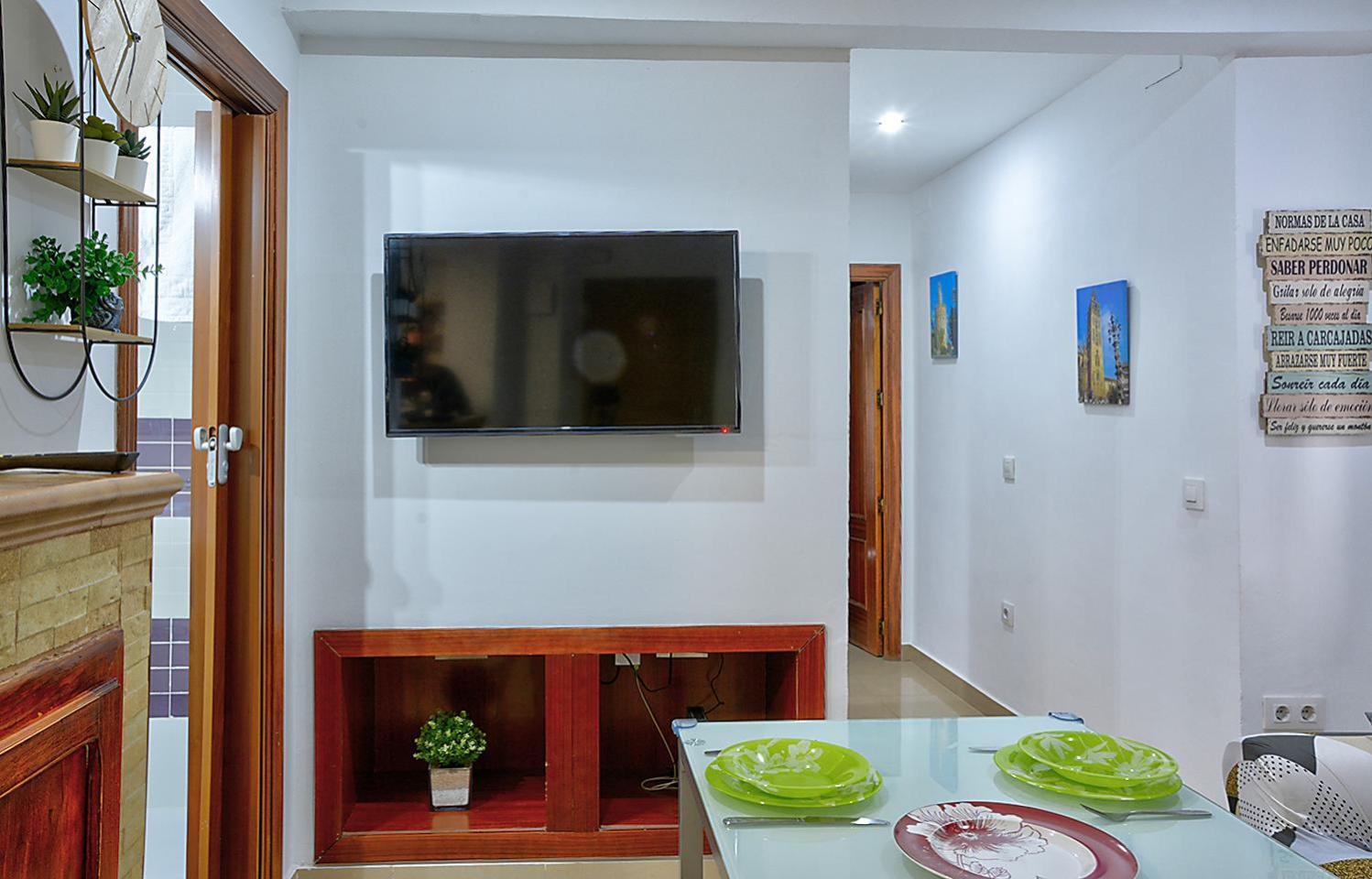 Apartamento Muralla Sevilla Bagian luar foto
