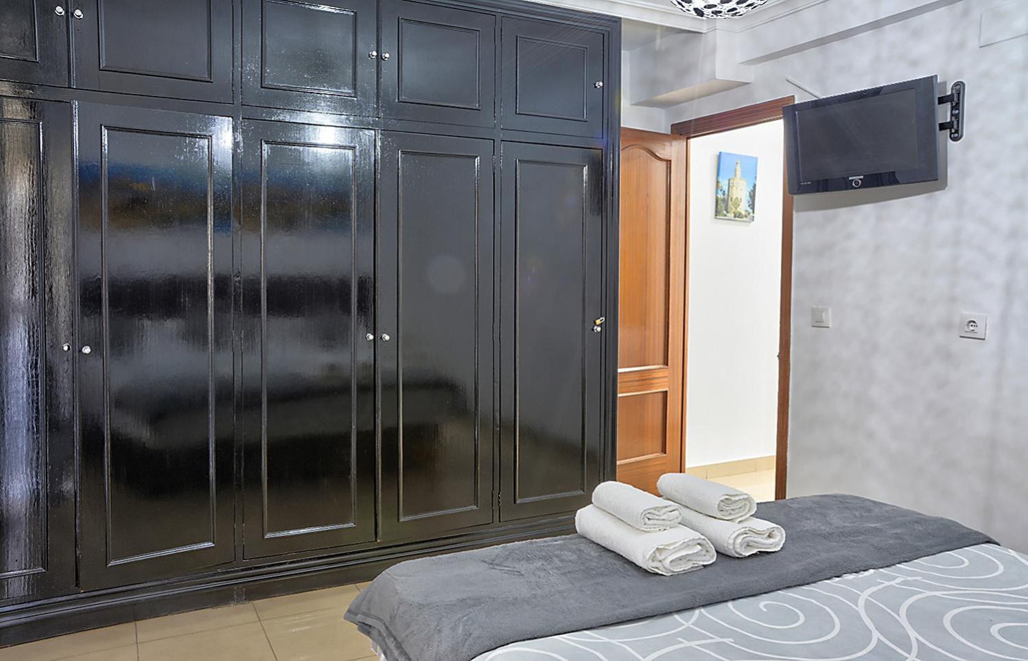 Apartamento Muralla Sevilla Bagian luar foto